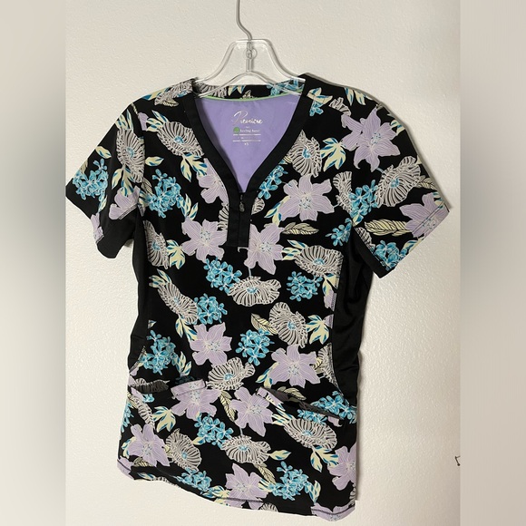 Scrubs Size XS-Sm - Picture 14 of 15